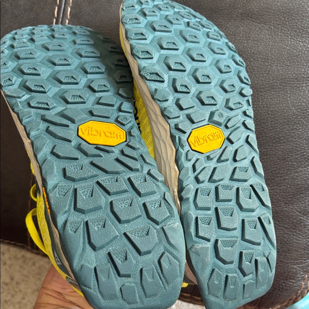 New Balance Foam X Hierro Trail Running Shoe - Picture 4 of 5